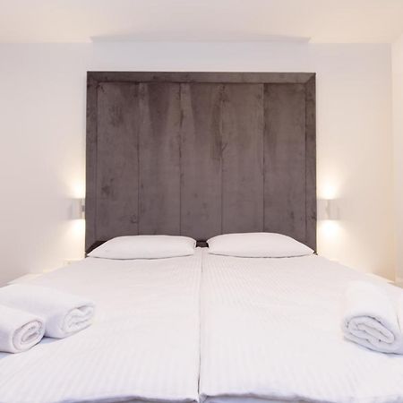 Apartmani I Sobe Pejacevic Осиек Екстериор снимка