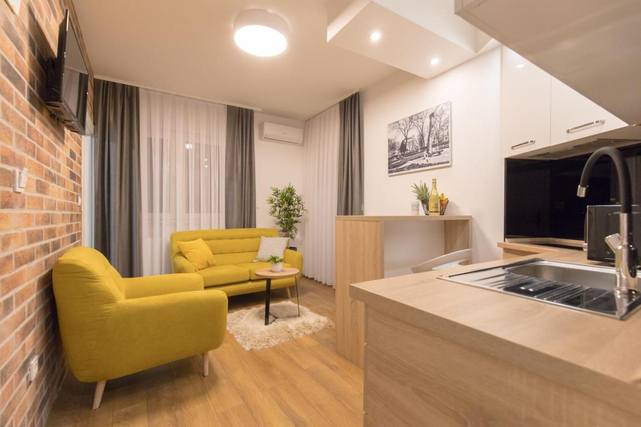 Apartmani I Sobe Pejacevic Осиек Екстериор снимка